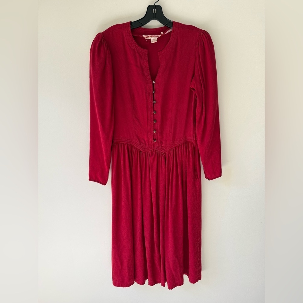 Vintage John Yang New York Red 100% Silk Midi Dress SZ 12 long sleeve